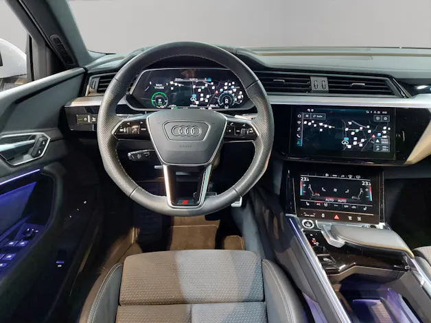 Audi Q8 Sportback 50 e-tron S line quattro