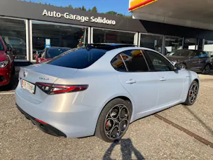 Alfa Romeo Giulia 2.0 Competizione Pack Sky Q4 AT8