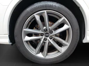 Audi Q3 35 TDI S line quattro S-tronic