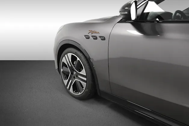 Maserati Grecale  Folgore 105kWh
