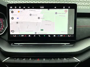Škoda Octavia Combi 2.0 TSI DSG RS