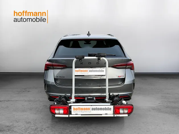 Škoda Octavia Combi 2.0 TSI DSG RS