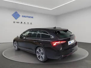 Škoda Octavia Combi 2.0 TSI DSG RS