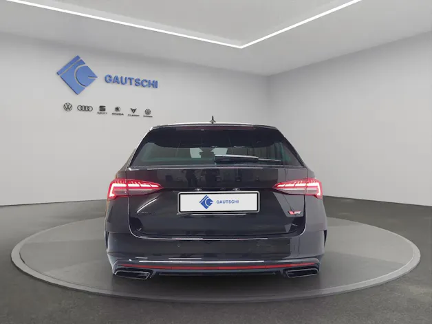 Škoda Octavia Combi 2.0 TSI DSG RS