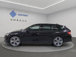 Škoda Octavia Combi 2.0 TSI DSG RS