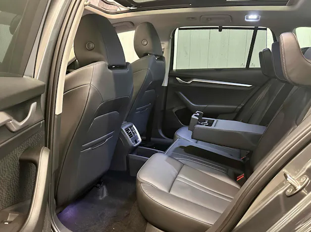 Škoda Octavia Combi 1.5 TSI mHEV DSG Selection
