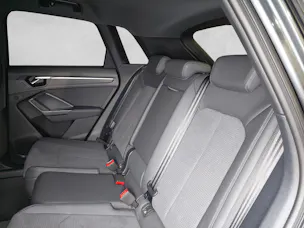 Audi Q3 45 TFSI e S line S-tronic