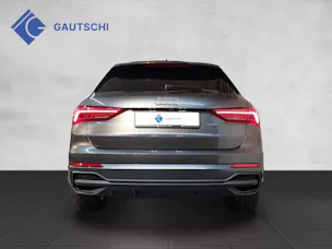 Audi Q3 45 TFSI e S line S-tronic