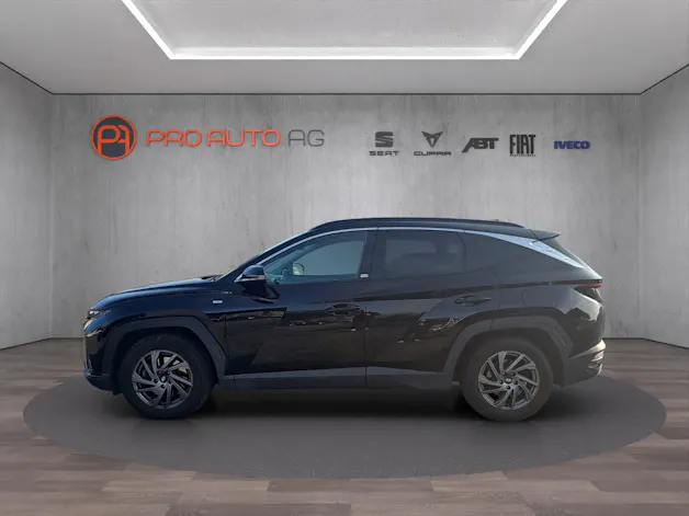 Hyundai Tucson 1.6 TGDI 48V Amplia 2WD