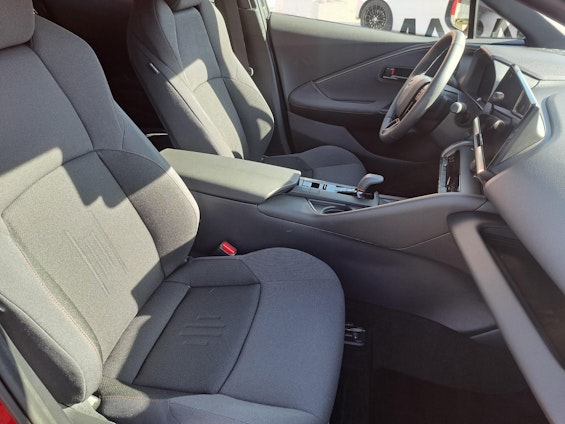 Vehicle image 24 Vehicle image 24