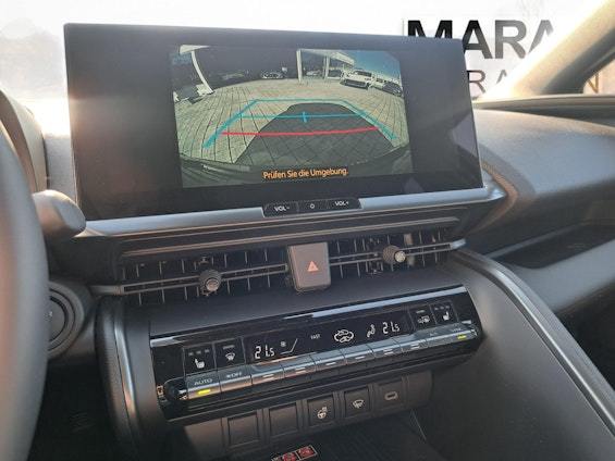 Vehicle image 27 Vehicle image 27