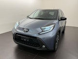 First vehicle image