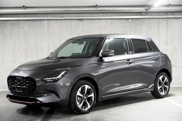 First vehicle image