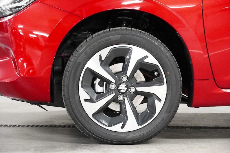 Vehicle image SUZUKI SWIFT