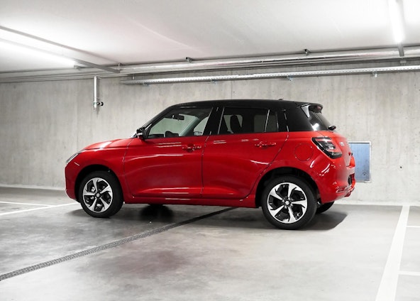 Vehicle image 6 Vehicle image 6