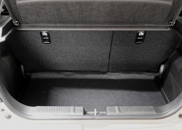 Vehicle image 14 Vehicle image 14