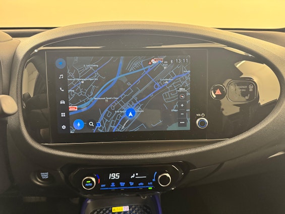 Vehicle image 8 Vehicle image 8