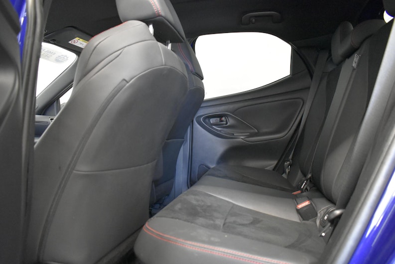 Vehicle image TOYOTA YARIS