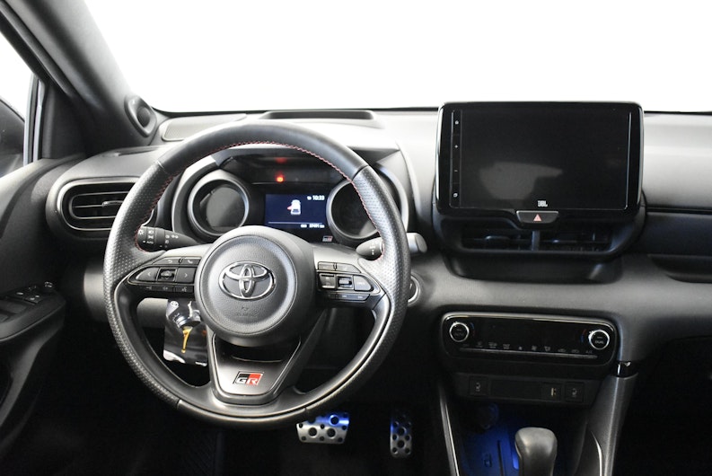 Vehicle image TOYOTA YARIS