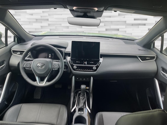 Vehicle image 14