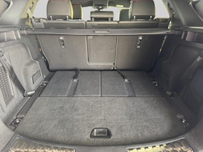 Vehicle image LAND ROVER Discovery Sport 2.0 Si4 250 R-Dynamic SE