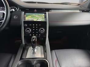 Vehicle image LAND ROVER Discovery Sport 2.0 Si4 250 R-Dynamic SE