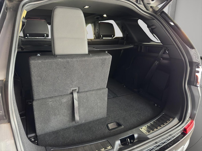Vehicle image LAND ROVER DISCOVERY SPORT