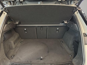 Vehicle image LAND ROVER Range Rover Evoque 2.0 T 250 Dynamic SE mit Anhängerkupplung