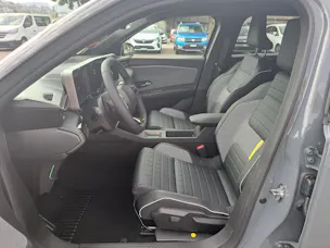 Renault R4 E-TECH ELECTRIC iconic 150PS Comfort Range