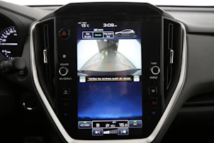 Fahrzeugbild SUBARU Crosstrek 2.0i e-Boxer Swiss Plus