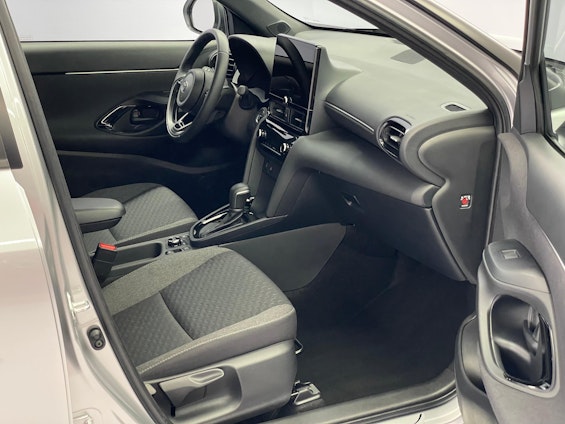 Vehicle image 6 Vehicle image 6