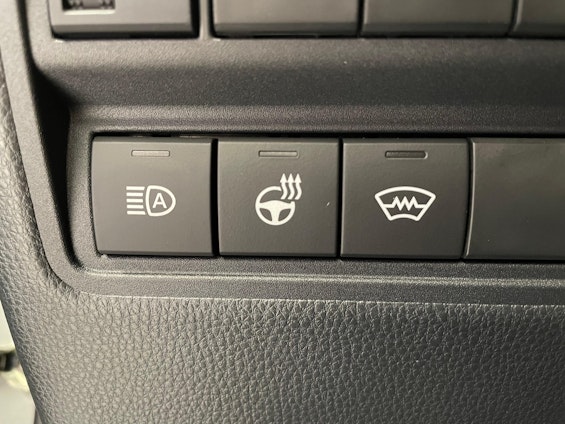 Vehicle image 29 Vehicle image 29