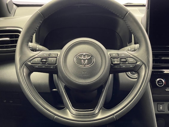 Vehicle image 12 Vehicle image 12