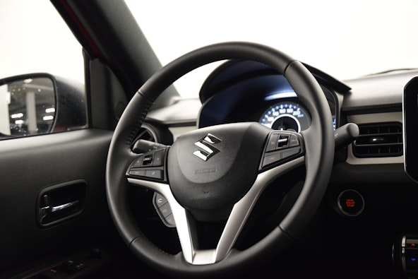 Vehicle image 16