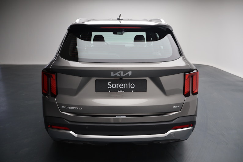 Vehicle image KIA SORENTO