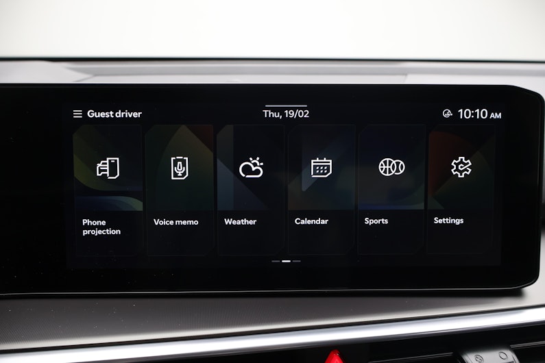 Vehicle image KIA SORENTO