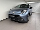 First vehicle image