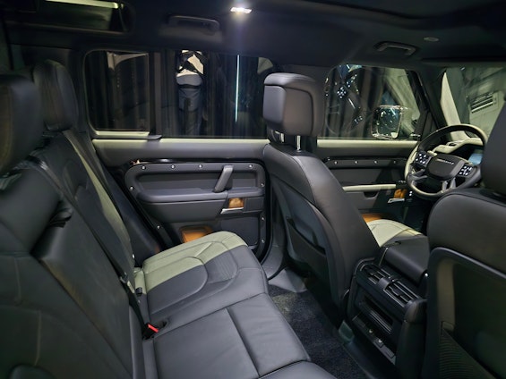 Vehicle image 5 Vehicle image 5