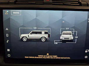 Land Rover Defender 110 3.0 D I6 250 X-Dynamic SE