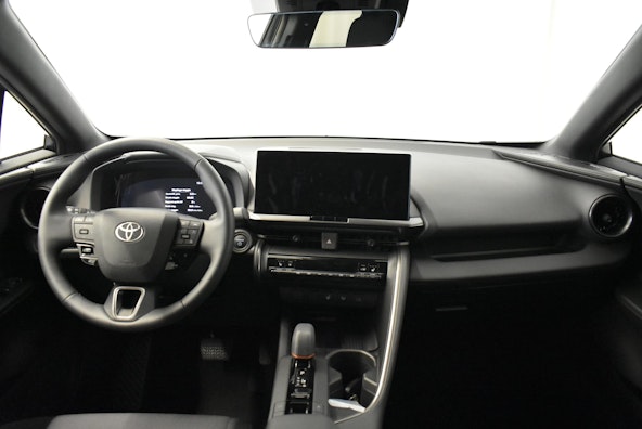 Vehicle image 6