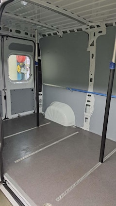 Vehicle image 7 Vehicle image 7