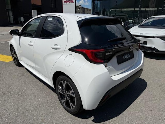 Vehicle image 2