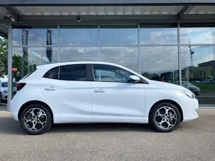 MG 3 1.5 Hybrid Luxury