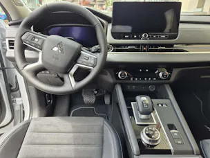 Mitsubishi Outlander 2.4 PHEV Intense 4x4