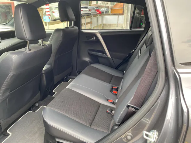Toyota RAV4 2.5 HSD Style