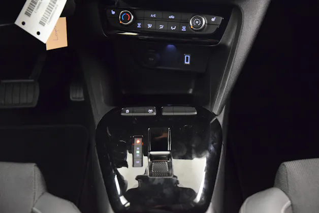 Opel Corsa 1.2 T Hybrid Sporthilfe