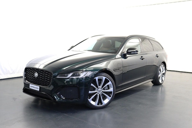 First vehicle image