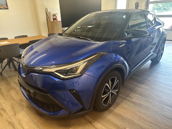 Vehicle image 7