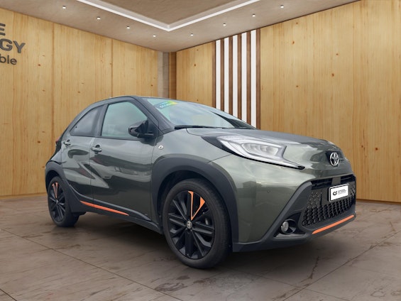 Vehicle image 6 Vehicle image 6