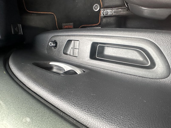 Vehicle image 10 Vehicle image 10